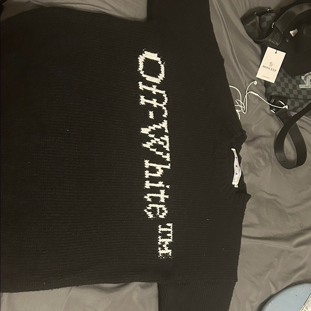 Off-White Black Knit Pullover